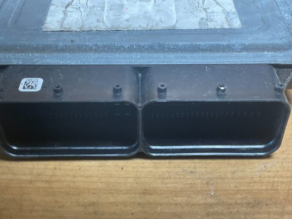 2014 Volkswagen Jetta Engine Computer Module ECM ECU OEM 06K907425 - Image 4
