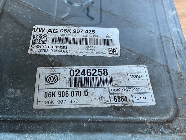 2014 Volkswagen Jetta  Engine Computer Module ECU ECM 06K 906 070 D - Image 3