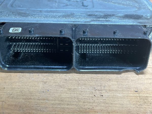 2014 Volkswagen Jetta  Engine Computer Module ECU ECM 06K 906 070 D - Image 4