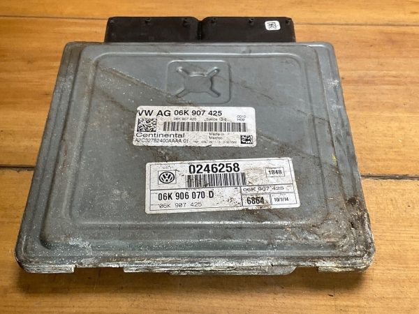 2014 Volkswagen Jetta  Engine Computer Module ECU ECM 06K 906 070 D