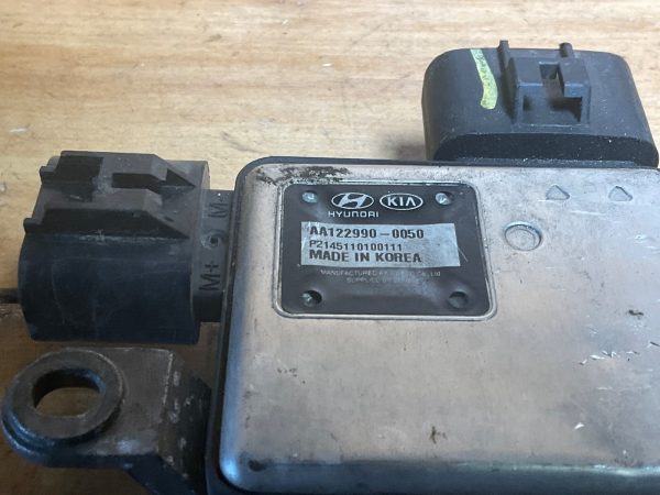 2015-2017 Hyundai  Sonata  Cooling Fan Control Module  AA122990-0050 - Image 4