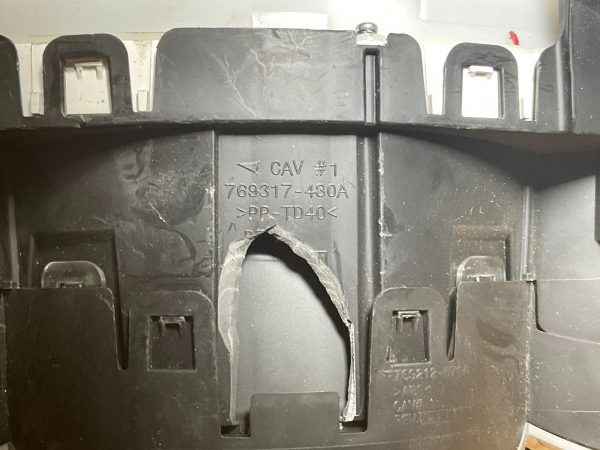 2015 Chevrolet Cruze Speedometer Instrument Cluster  OEM 105k Miles 769317-430a - Image 6