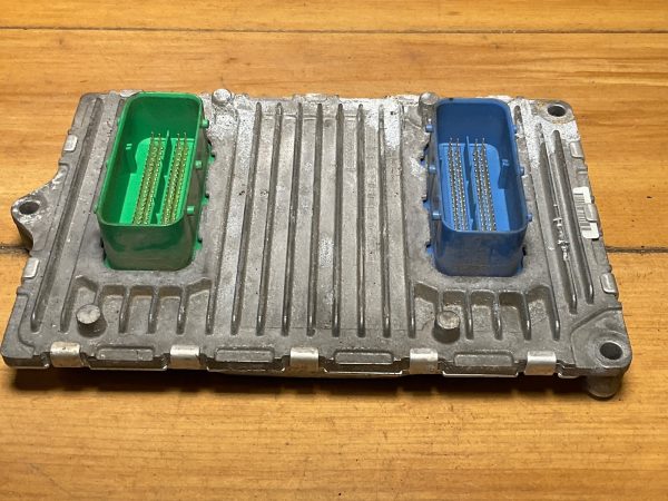 2015 Chrysler 200 2.4L  Engine Computer Module ECU ECM OEM 68102888AE