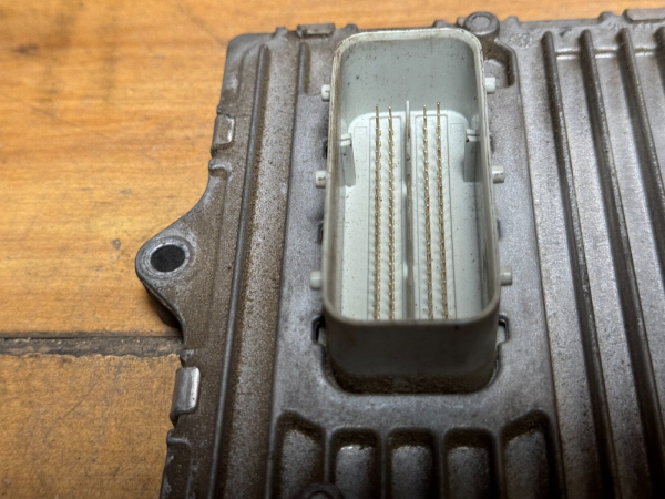 2015 Jeep Cherokee 3.2L ECM Engine Control Module Computer PCM ECU P05150925AB - Image 3