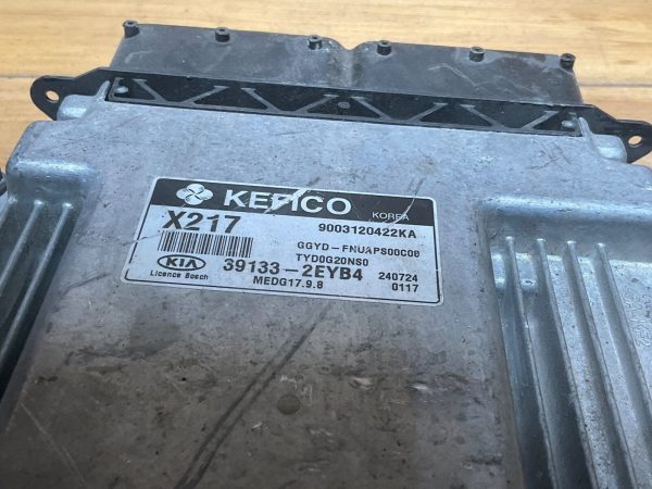 2015 Kia Forte Engine Computer Module ECM ECU 39133-2EYB4 - Image 3