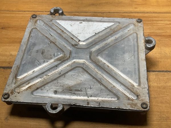 2016-18 Chevrolet Silverado Body Control Module BCM 84196606 - Image 5