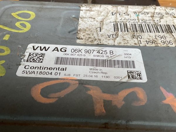 2016-2017 Audi A3 Engine Computer Module  ECU ECM 06k 907 425 B - Image 5