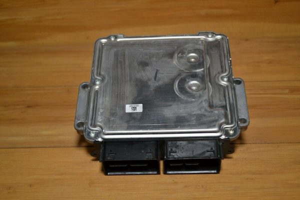 2016 2017 Ford Explorer GB5A-12A650-JA GB5A12A650JA Engine Control Module OEM - Image 4
