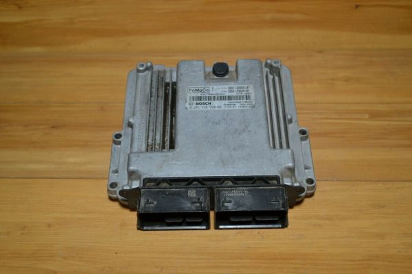 2016 2017 Ford Explorer GB5A-12A650-JA GB5A12A650JA Engine Control Module OEM