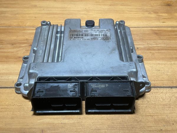 2016-2018 Ford Focus ecm ecu computer RMFV6A-12A650-CA
