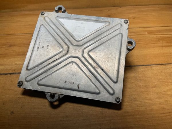 2016 Chevrolet  Silverado Body Control Module BCM 84012572 - Image 5