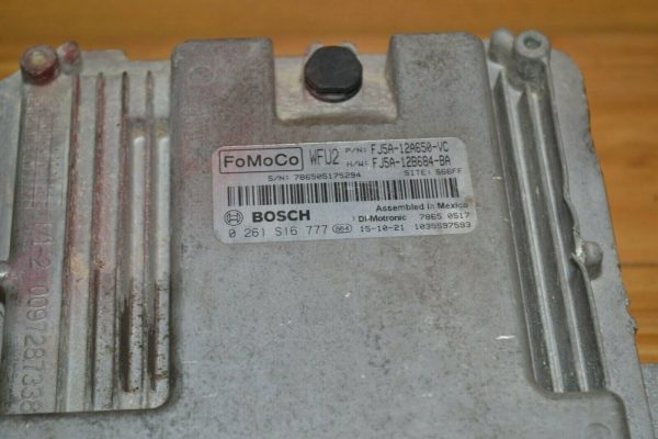 2016 Ford Escape 1.6L Engine Control Module Unit ECM FJ5A-12A650-VC I1 042 - Image 3
