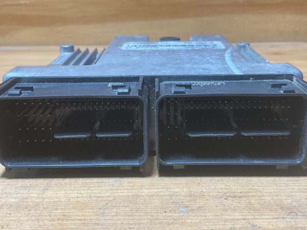 2016 Lincoln MKZ Engine Computer Ecu Ecm P/N GP5A-12A650-MB - Image 4