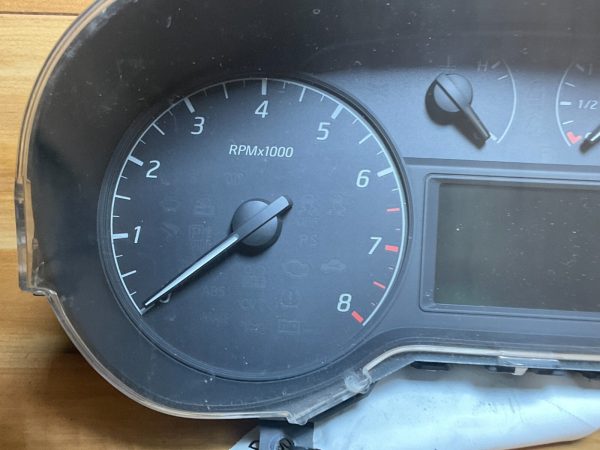 2016 Nissan  Sentra  Speedometer Gauge Cluster OEM 190k miles 248103YU0A - Image 3