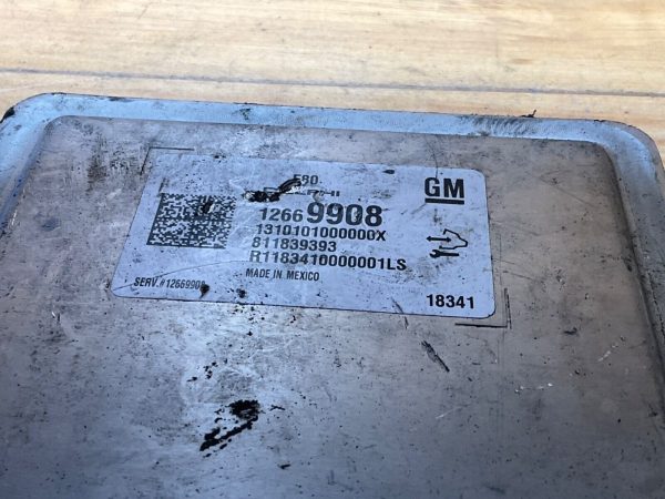 2017-20 Chevrolet  Malibu Engine Computer Module ECM ECU OEM 12669908 - Image 4