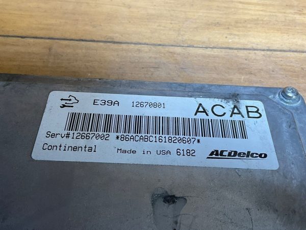 2017 Chevrolet Traverse Engine Computer Module ECM ECU 12670801 - Image 5