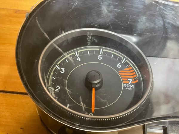 2017 Jeep Cherokee  Speedometer  105k miles OEM 68309006AC - Image 4