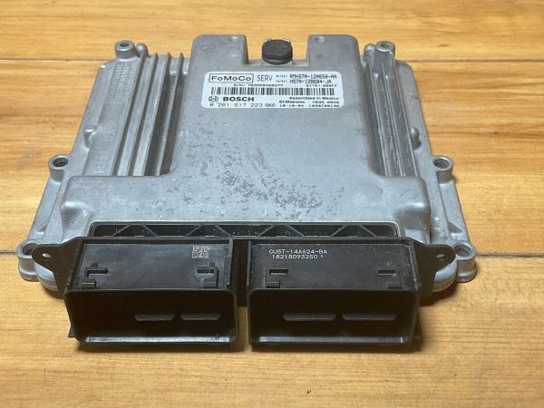 2017 Lincoln MKZ ECM ECU Engine Computer Module RMHS7A-12A650-AA