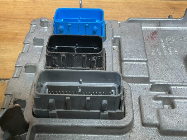 2018-2019 Chevrolet Malibu 1.5L Engine Computer  Module ECU ECM OEM 12699666 - Image 3