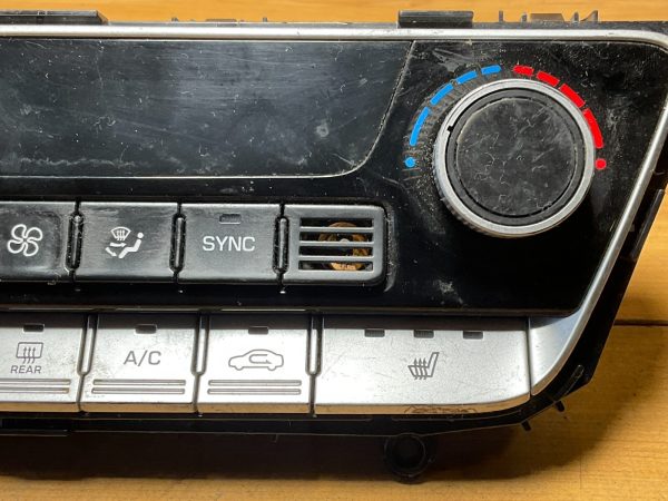 2018-2019 Hyundai Sonata Climate Control Unit 97250-c2bc0zl5 - Image 4