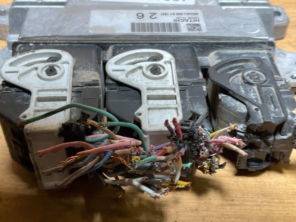 2018-2019 Nissan Rogue Engine Computer Module ECM ECU NEC044-667 - Image 5