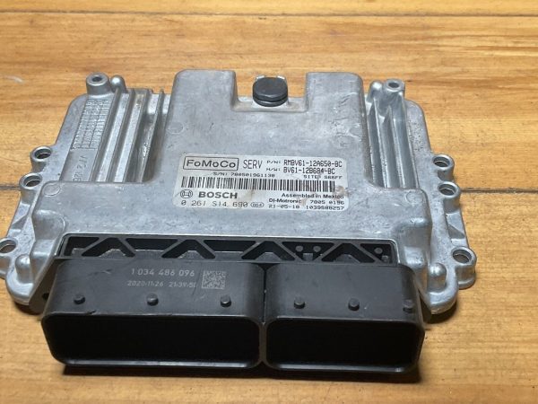 2018 Ford Focus 2.0L Engine Computer Engine ECU ECM RMBV61-12A650-BC