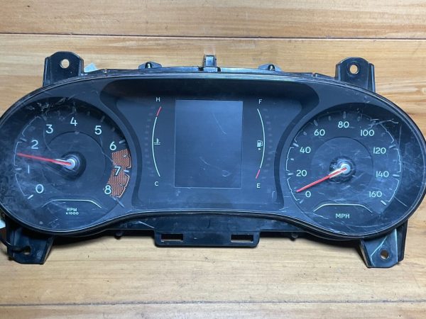 2018 Jeep Compass Quest Speedometer Instrument Cluster OEM 66K Miles  5030188801