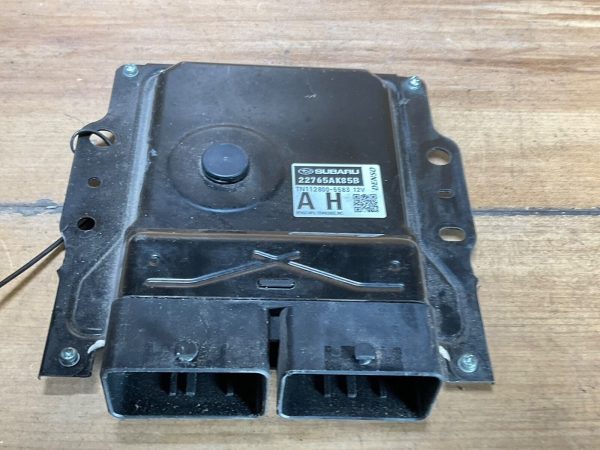 2018 Subaru Legacy Denso Engine Computer Module ECM ECU 22765AK85B