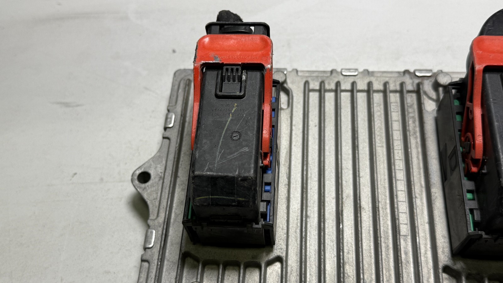 2019-2020 Jeep Cherokee 2.4L Engine Contro Module Computer ECU OEM 68447030AF - Image 3