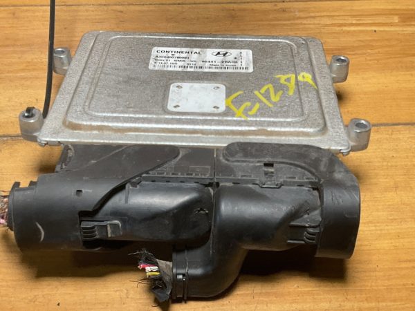 2019 Hyundai  Ionic Engine Computer Module  ECU ECM  95441-2BAH3 - Image 6