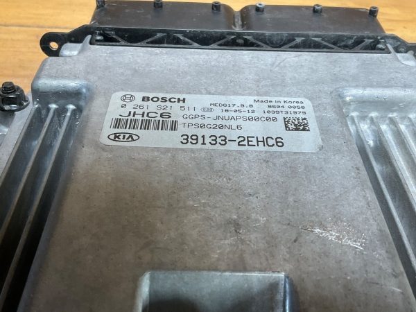 2019- Kia Soul Engine Computer Module ECM ECU 39133-2ehc6 - Image 3