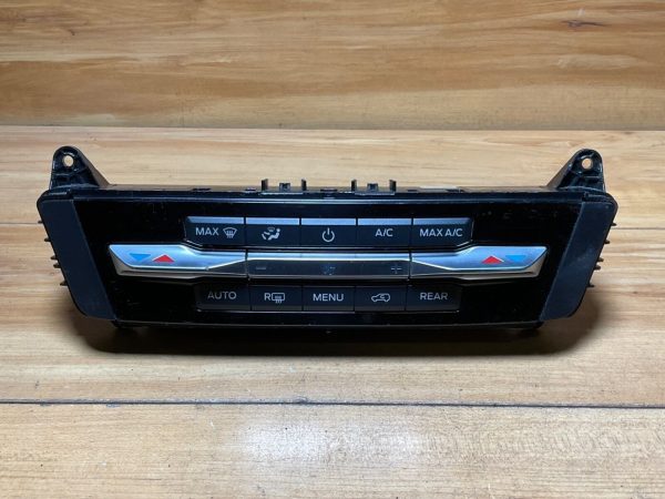2020-2021 Ford Explorer Front Climate Heat A/C Control LB5T-18C612-AF