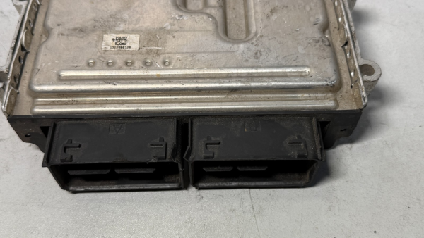 2020 - 2021 LINCOLN CORSAIR 2.0L ENGINE MODULE COMPUTER ECM OEM LX6A-12A650-AXB - Image 6