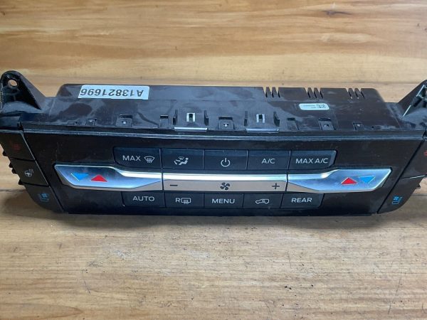 2020-2022 Ford Explorer Climate AC Heater Temperature Control LB5T-18C612-EE
