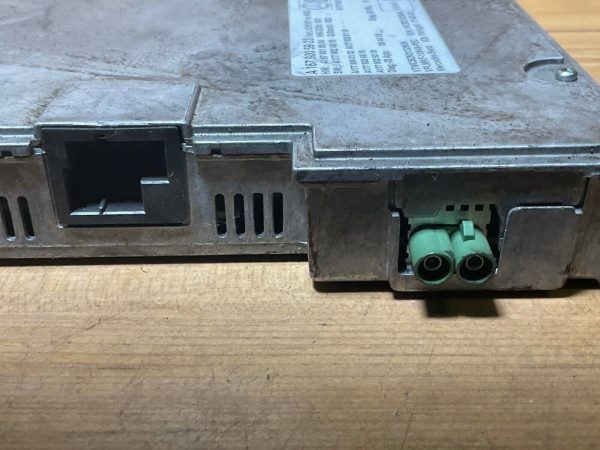 2020-2023 Mercedes-Benz GLE350 Voltage Regulator Control Module 1679005923 - Image 4