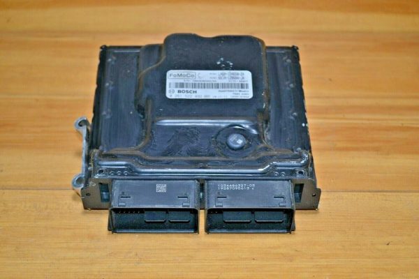 2020 FORD ESCAPE OEM ELECTRONIC ENEGINE CONTROL MODULE ECU LX6A-12A650-ZA SE 20