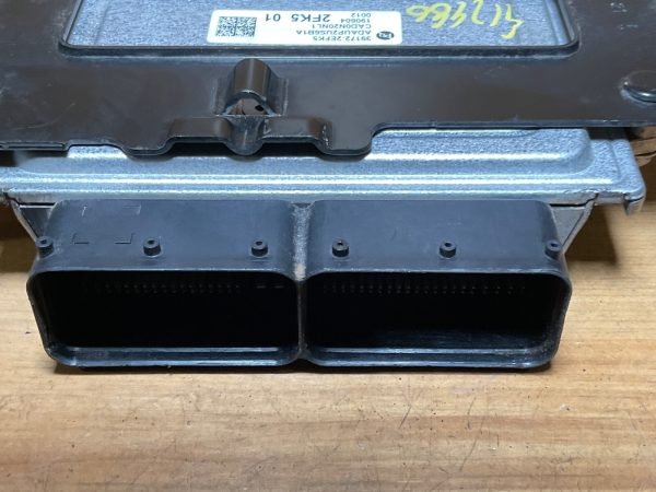 2020 Hyundai Elantra Engine Computer Module ECM ECU 39172-2EFK5 - Image 4