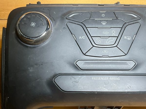 2021 Ford  Ranger  Climate Control Module  OEM KB3T-19980-DD3JA6 - Image 3