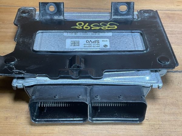 2021 Kia Seltos Engine Computer Module ECM ECU 39170-2EPV0 - Image 3