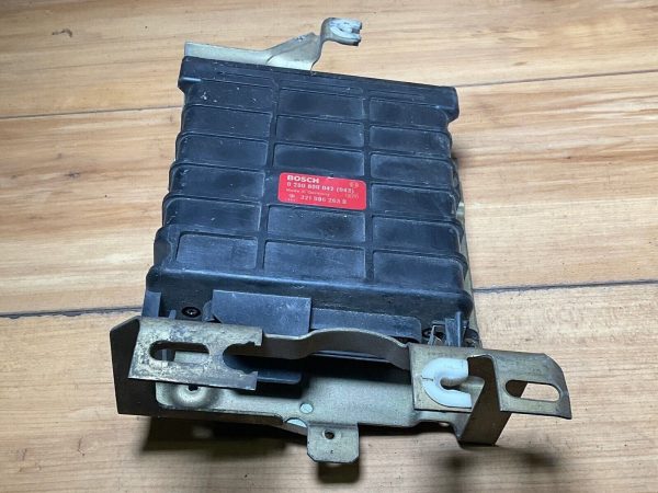 82-87 VW Scirocco Engine Computer ECM PCM ECU 321 906 263 B Bosch 0 280 042(043)