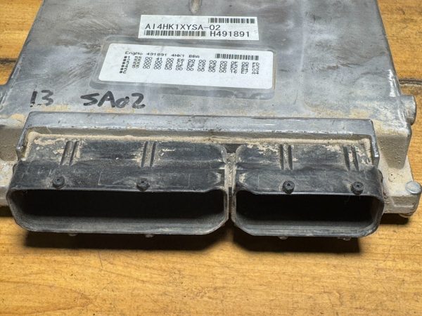 8981530511 8-98153051-1 Engine Controller for Hitachi ZX200LC-3 Computer - Image 4