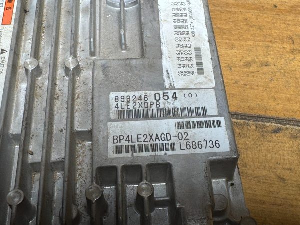 898246054 0 8-98246054-0 Engine Controller for Hitachi 4LE2 - Image 3