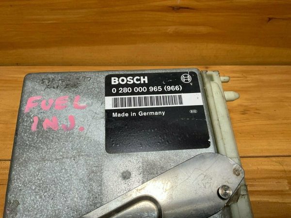 94 1994 Volvo 850 Engine Computer Module ECM 0280000965 Non Turbo - Image 3