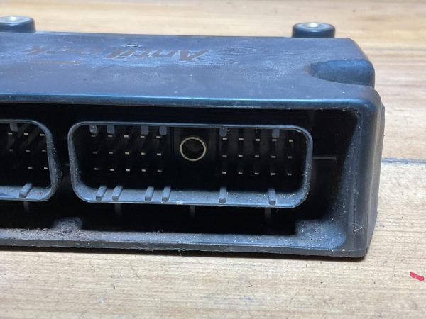 Bendix EC-30 AntiLock ECU ABS Controller Air Brake System Module OEM 5002927 - Image 4