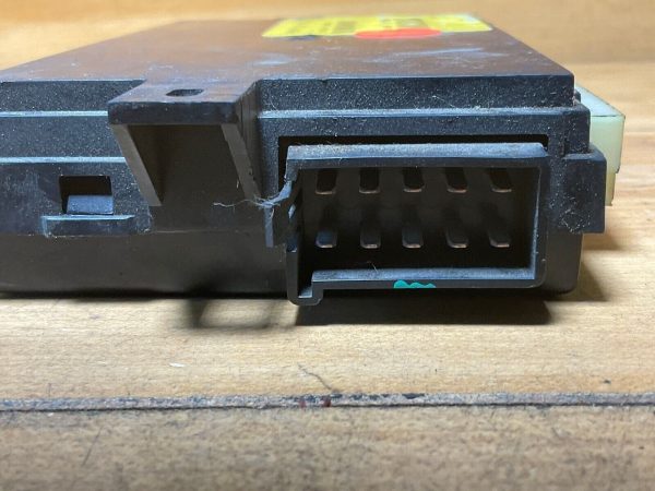 CHRYSLER-Seat Memory Control Unit ECU   P04686249 30270698NS 39754C - Image 5