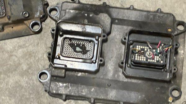 Caterpillar ECM Engine Control Module Core Bundle 120-Pin 70-Pin 3 Units OEM