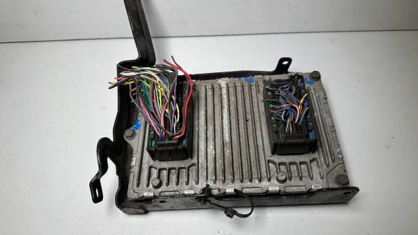 Chrysler 200 Engine Computer ECM P05150652AA D5 066