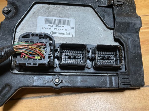 Continental Engine Computer Ecu Pcm Ecm Pcu OEM P/N: 37820-R74-J55 - Image 3