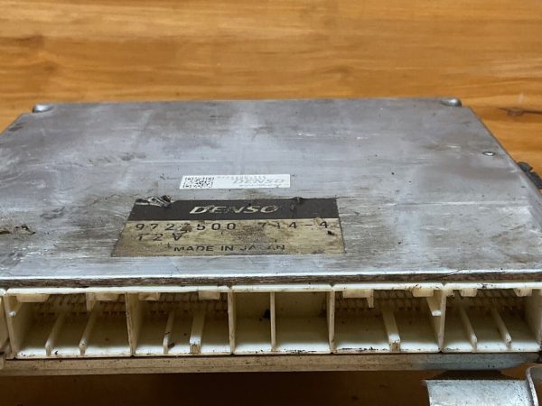 Denso Engine Computer Module ECM ECU OEM P/N: 9727500-714-4 - Image 4