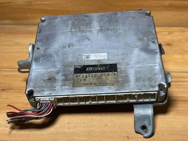 Denso Engine Computer Module ECM ECU OEM P/N: 9727500-714-4